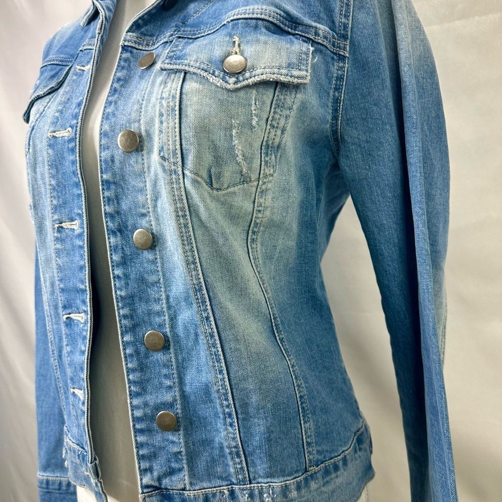 Kut from the Kloth Amelia Light Blue Distressed Jean Jacket Size S - Picture 9 of 16